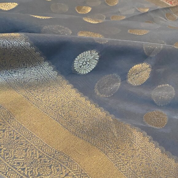 Soft Banarasi Saree in Dusty Gray with Rich Zari Border & Pallu - Picture 6 of 16